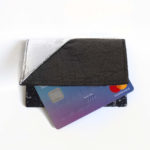 Porte_Cartes_Vegan_Pinatex_Jesselyn_Noir_Argenté_3_carré